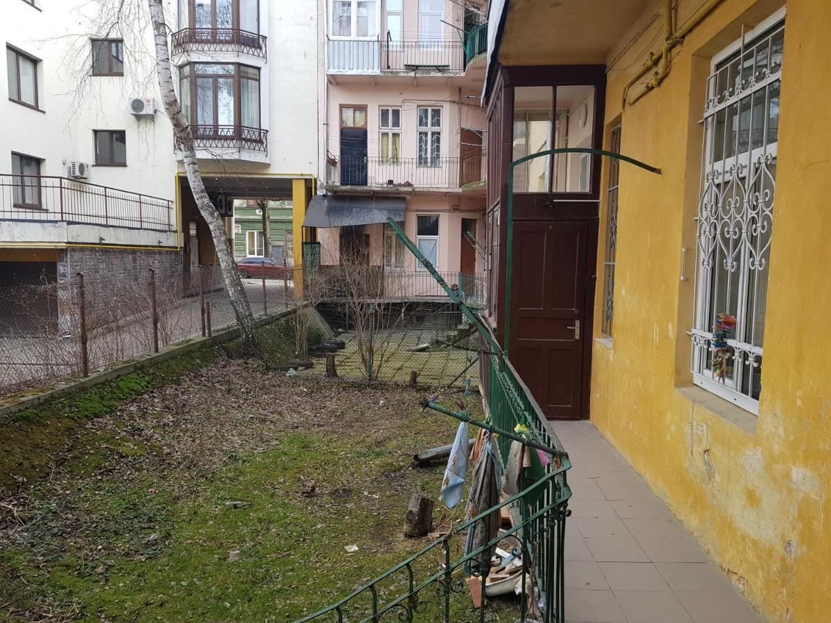 Зручна І Комфортна Квартира Недалеко Від Вокзалу І Центру Міста Lviv Eksteriør bilde