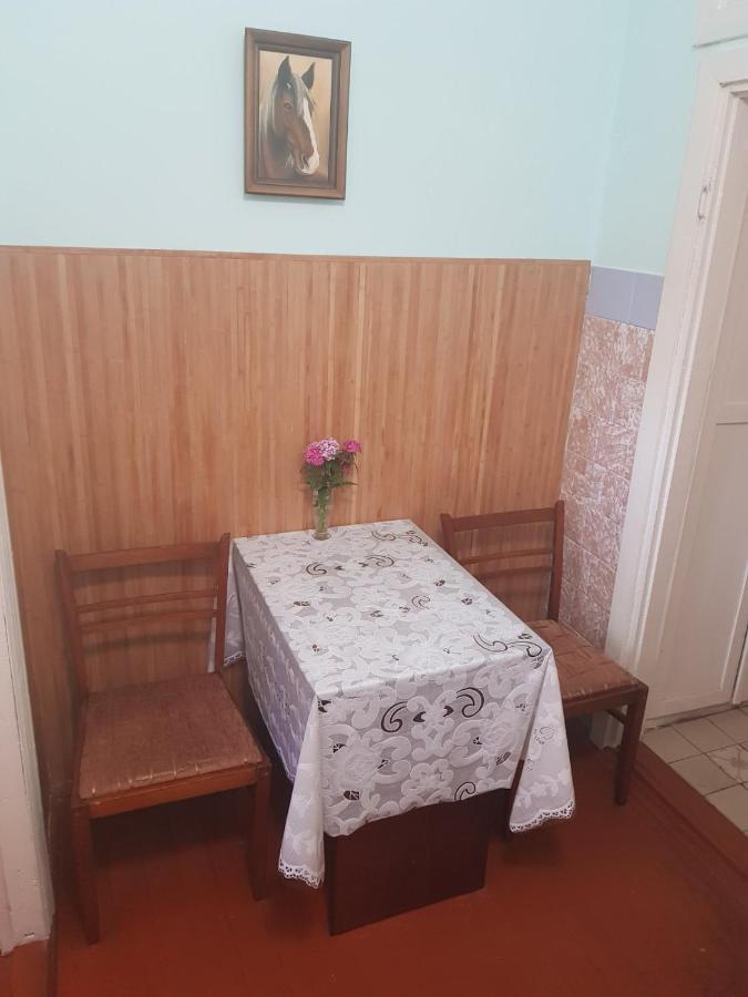 Зручна І Комфортна Квартира Недалеко Від Вокзалу І Центру Міста Lviv Eksteriør bilde